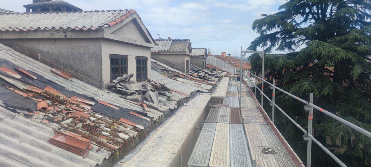 Rehabilitacion energetica cubierta Parador Pontevedra - retirada de fibrocemento con amianto