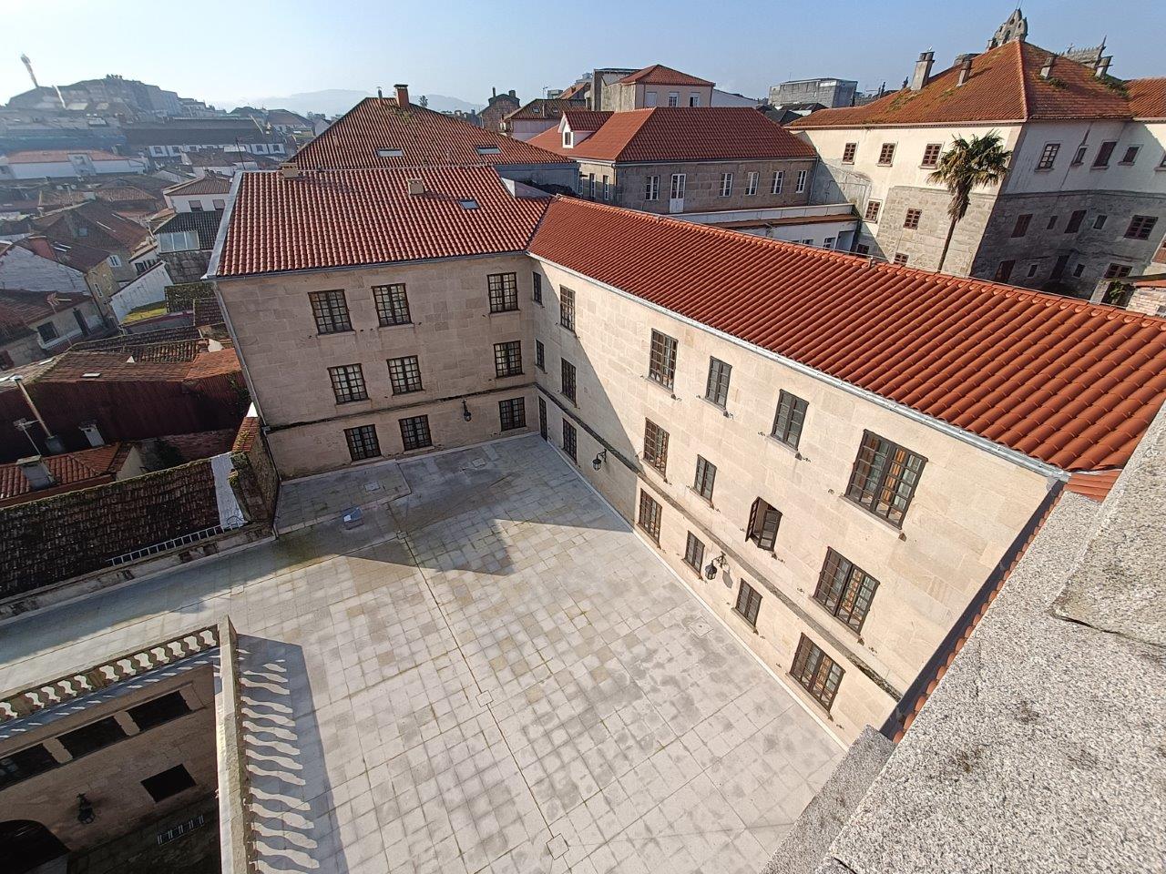 Rehabilitación energética de tejado Parador Pontevedra con sistema SIATE DE CUBIERTA ONDULINE