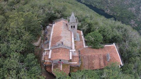 rehabilitacion cubierta monasterio santa cristina