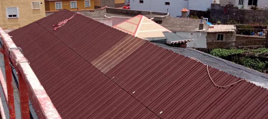 Rehabilitación energética cubierta Casa Grande de las Rosas: impermeabilización cubierta placas Onduline Bajo Teja